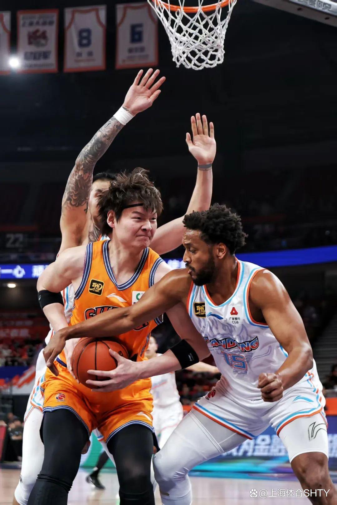 关于上海久事发布备战花絮；转会期防线松动；欧篮联任务艰巨；身体对抗强度拉满的信息-爱游戏官网